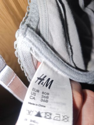 Sujetador lactancia H&M 80B gris