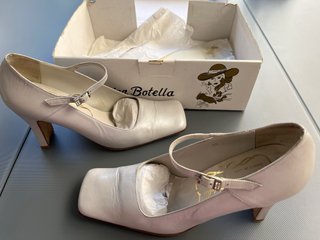 Zapatos Carmina Botella Lujo nacarado