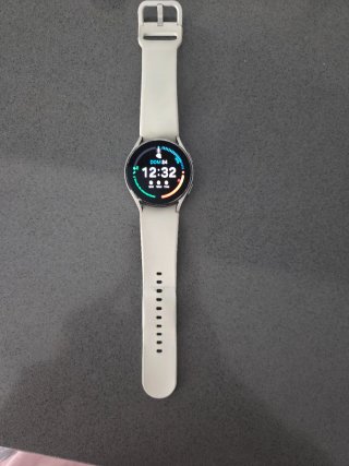 Samsung Galaxy Watch 4 Smartwatch 40mm