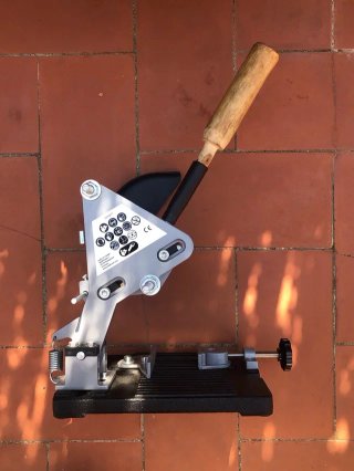 Radial Bosch 1000W + Soporte Wolfcraft