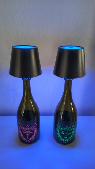 Coppia Lampade con bottiglie Dom Perignon Luminous