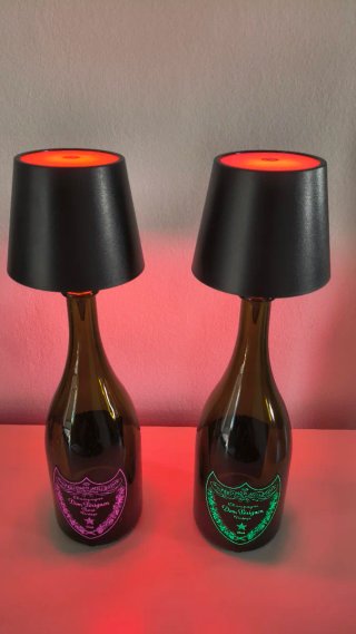 Coppia Lampade con bottiglie Dom Perignon Luminous