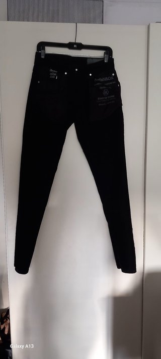 Pantalón Koroschi & Co