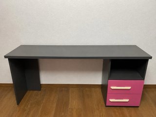 Armario, sinfonier y cama infantil rosa
