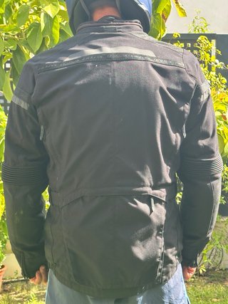 Chaqueta Hebo tricapa con GORE TEX  desmontable.