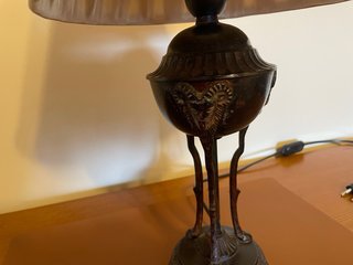 Lámpara de forja con pantalla de tela