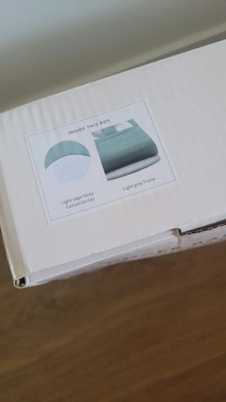 Hamaca BabyBjorn con juguete