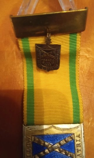 Condecoración Mutilados de Guerra 1936 e insignia