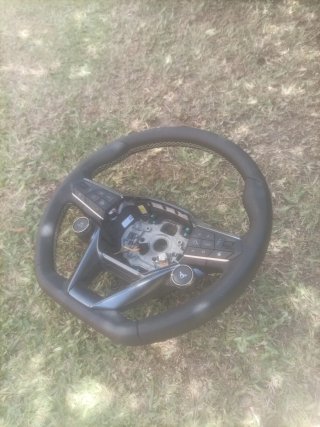 Volante Cupra con levas