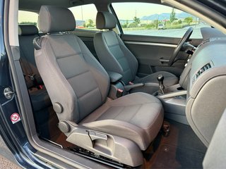Volkswagen Golf 2004