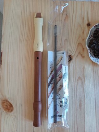 Flauta Soprano Hohner Marrón y Beige
