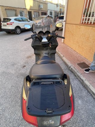 Aprilia Arrecife 250cc Scooter (MOTRIL,GRANADA)
