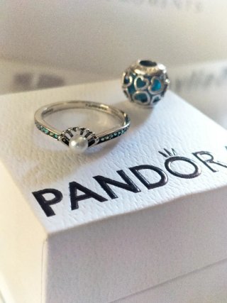 Lote Pandora Anillo  sirenita Charm Corazones Turq
