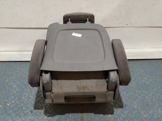 ASIENTOS TRASERO DERECHO MERCEDES-BENZ V CLASE (6