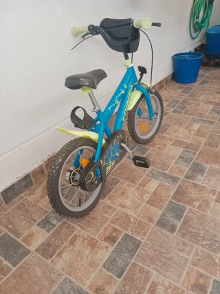 Bicicleta infantil azul