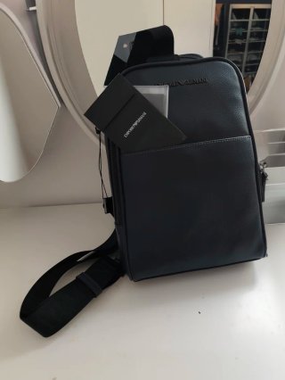 Bolso bandolera Emporio Armani azul