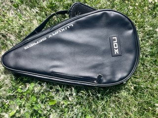 Funda pala pádel Nox Luxury Series