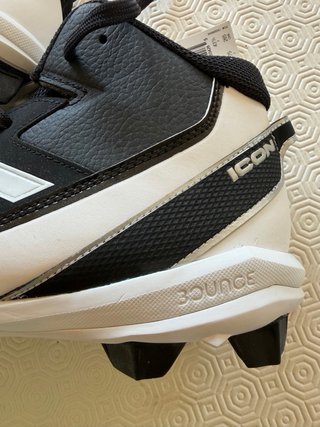 Adidas Icon 7 Mid MD Baseball