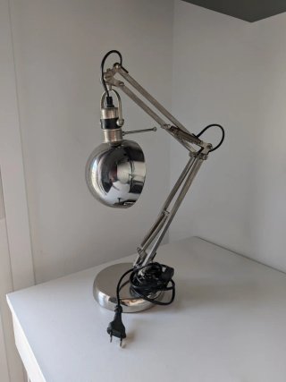 Flexo de escritorio metálico plateado
