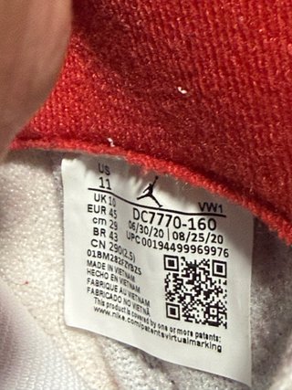 Jordan 4 Fire Red