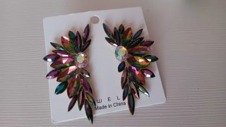 Pendientes fiesta pedrería llamativos