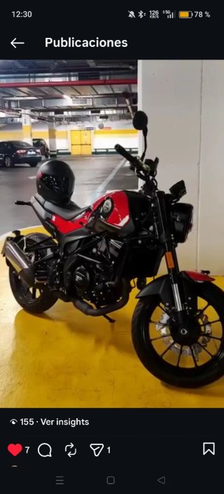 Benelli Leoncino 250 Roja y Negra