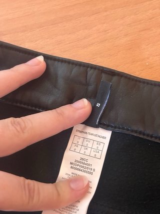 Pantalones de cuero negros Calzedonia