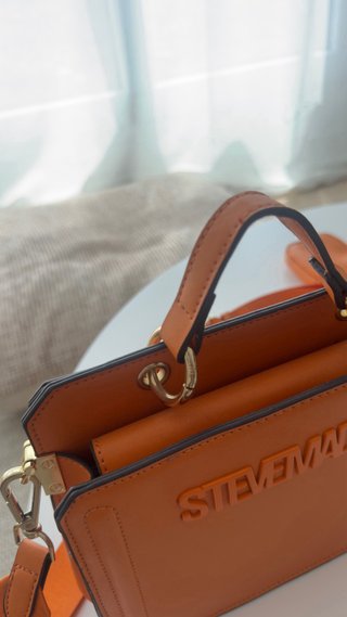 Bolso bandolera Steve Madden naranja