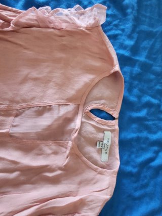 Camiseta rosa Trucco Talla M volantes