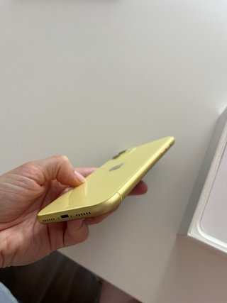 iPhone 11 Giallo 64 GB