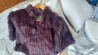 Vestido de fiesta morado y negro