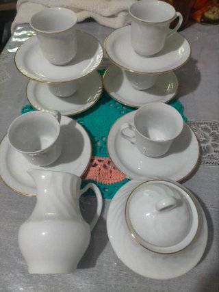 Juego de té/café Irabia porcelana vintage