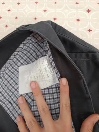 Pantalón corto hombre gris