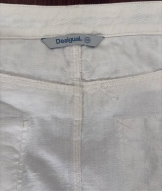 Falda Desigual blanca con flecos y bordado