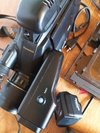 Panasonic G3 VHS Camcorder con Adaptador