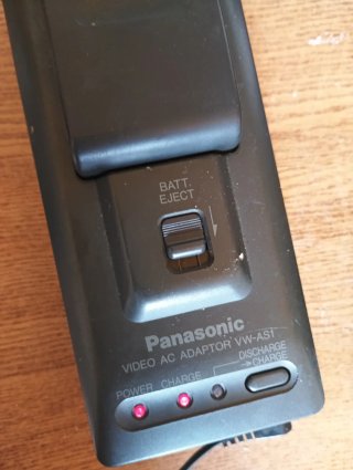 Panasonic G3 VHS Camcorder con Adaptador