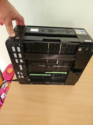 Stampante multifunzione Brother DCP-J572DW