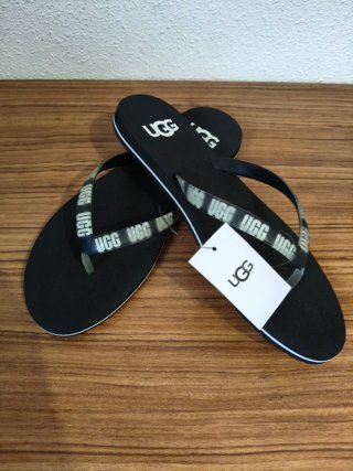 Ciabatte UGG nere taglia 39