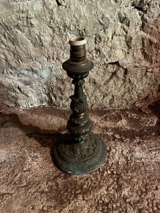 Antigua lámpara de cobre