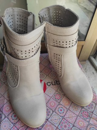 Tronchetti donna beige n.37 colore beige/ghiaccio.