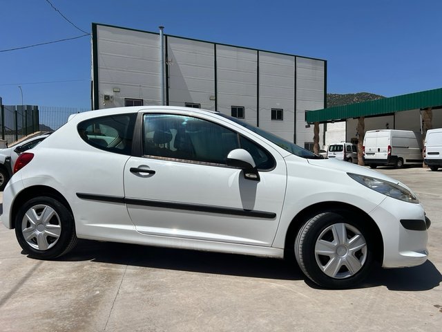 Peugeot 207 2009