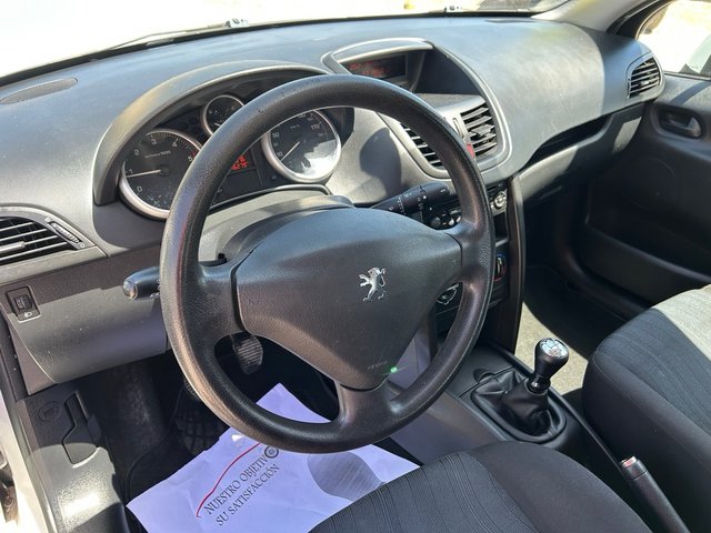 Peugeot 207 2009