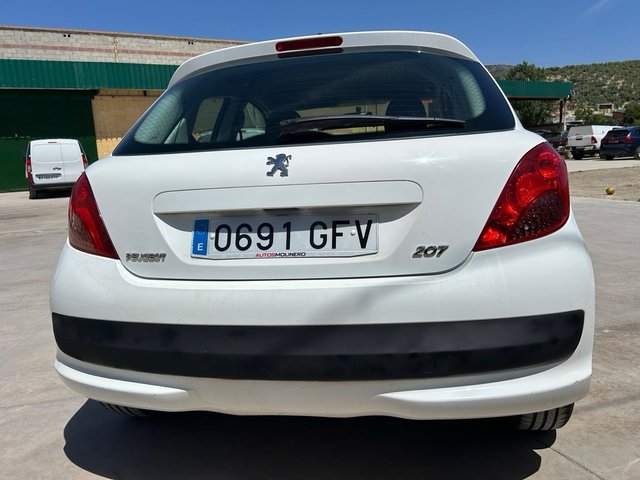 Peugeot 207 2009
