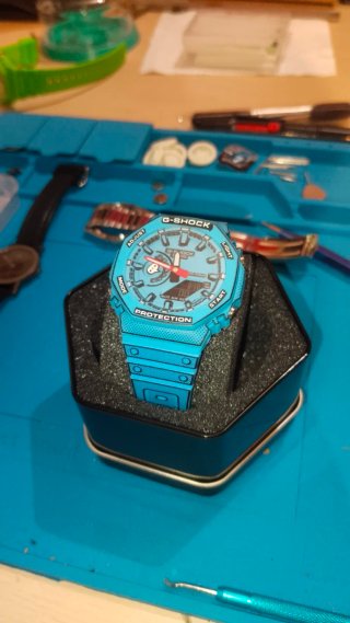 Reloj G-SHOCK Azul y Rojo