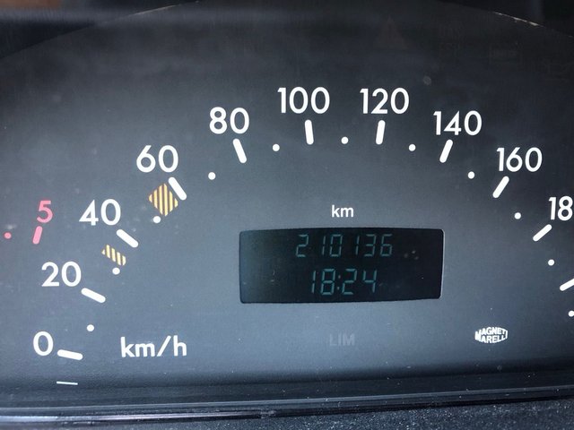 Mercedes-Benz Clase A TDI 90 Cv