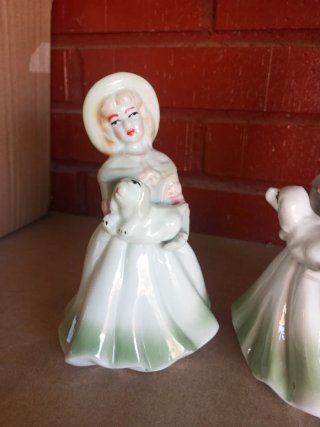 Figuras de porcelana, pareja de muñecas