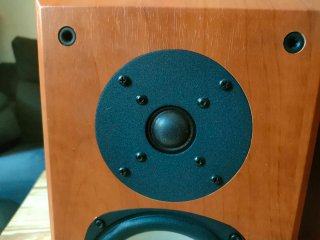 Altavoces Acoustic Energy