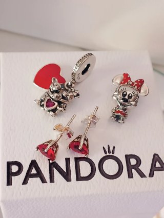 Lote Pandora Disney Minnie y Corazones