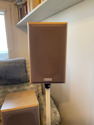Conjunto de altavoces para cine en casa