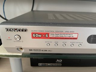 Conjunto de altavoces para cine en casa